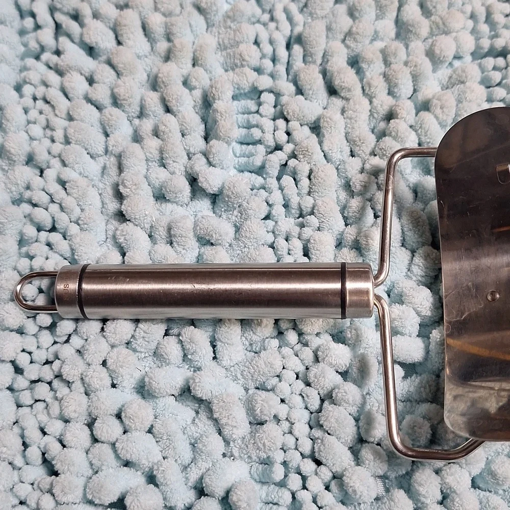 Stainless steel dumpling maker